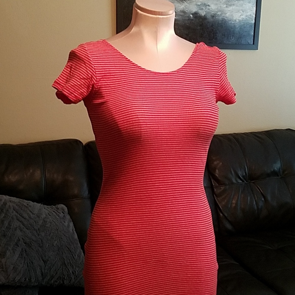 Red Striped Bodycon - Picture 2 of 3
